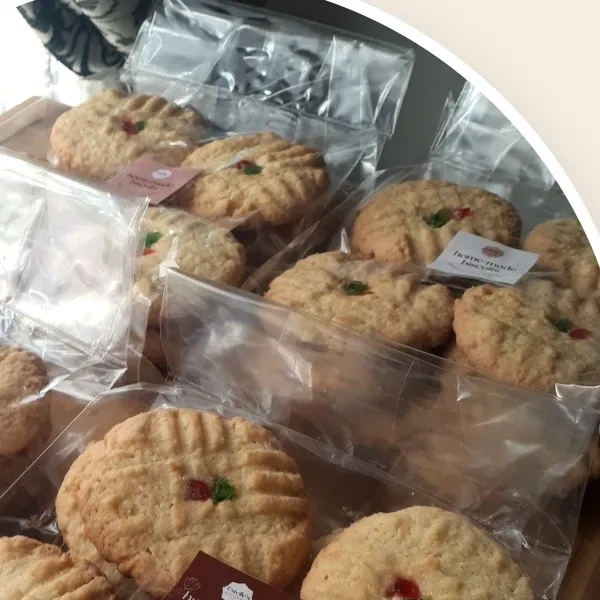 5 litre variety biscuit tub