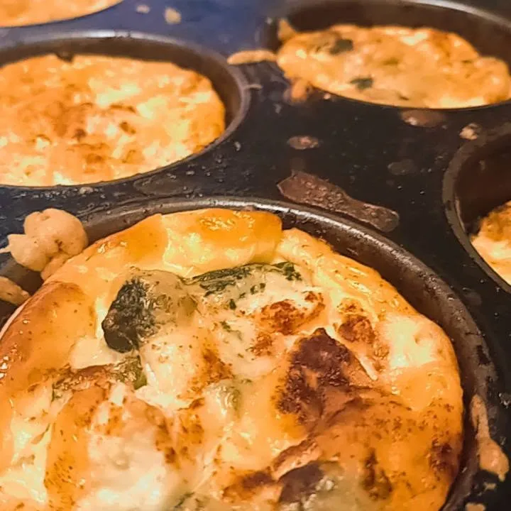 Feta and spinach quiches