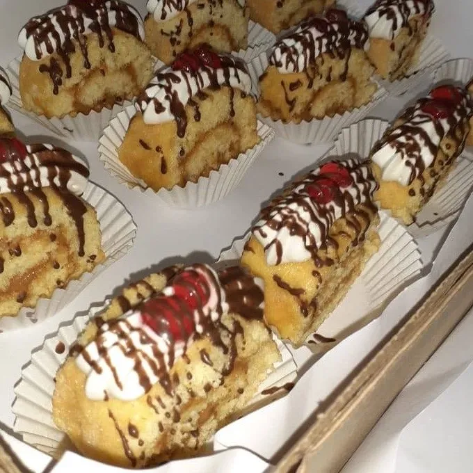 Mini caramel Swiss rolls